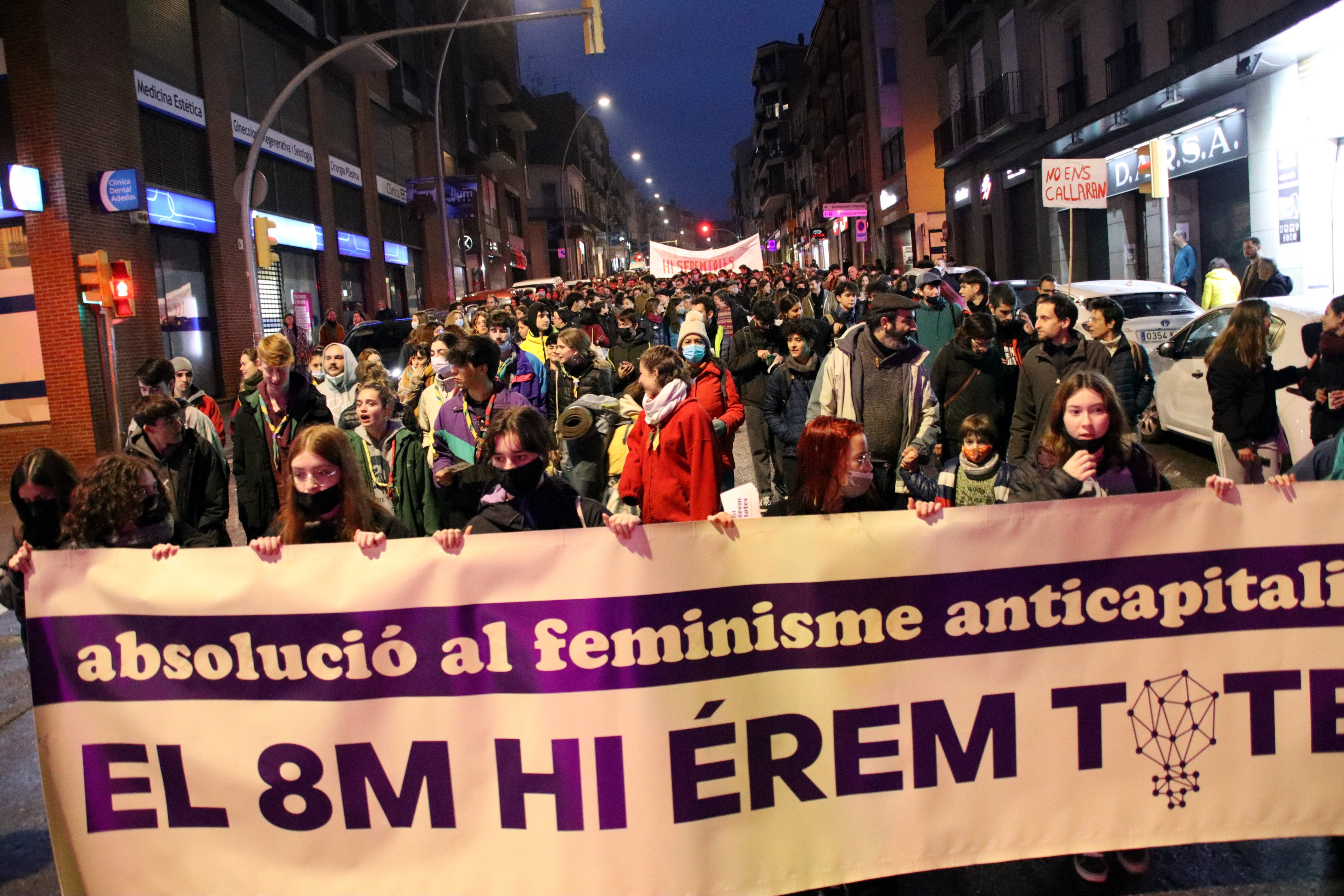 Manifestación en Manresa en apoyo a las diez encausadas durante el 8-M del 2019