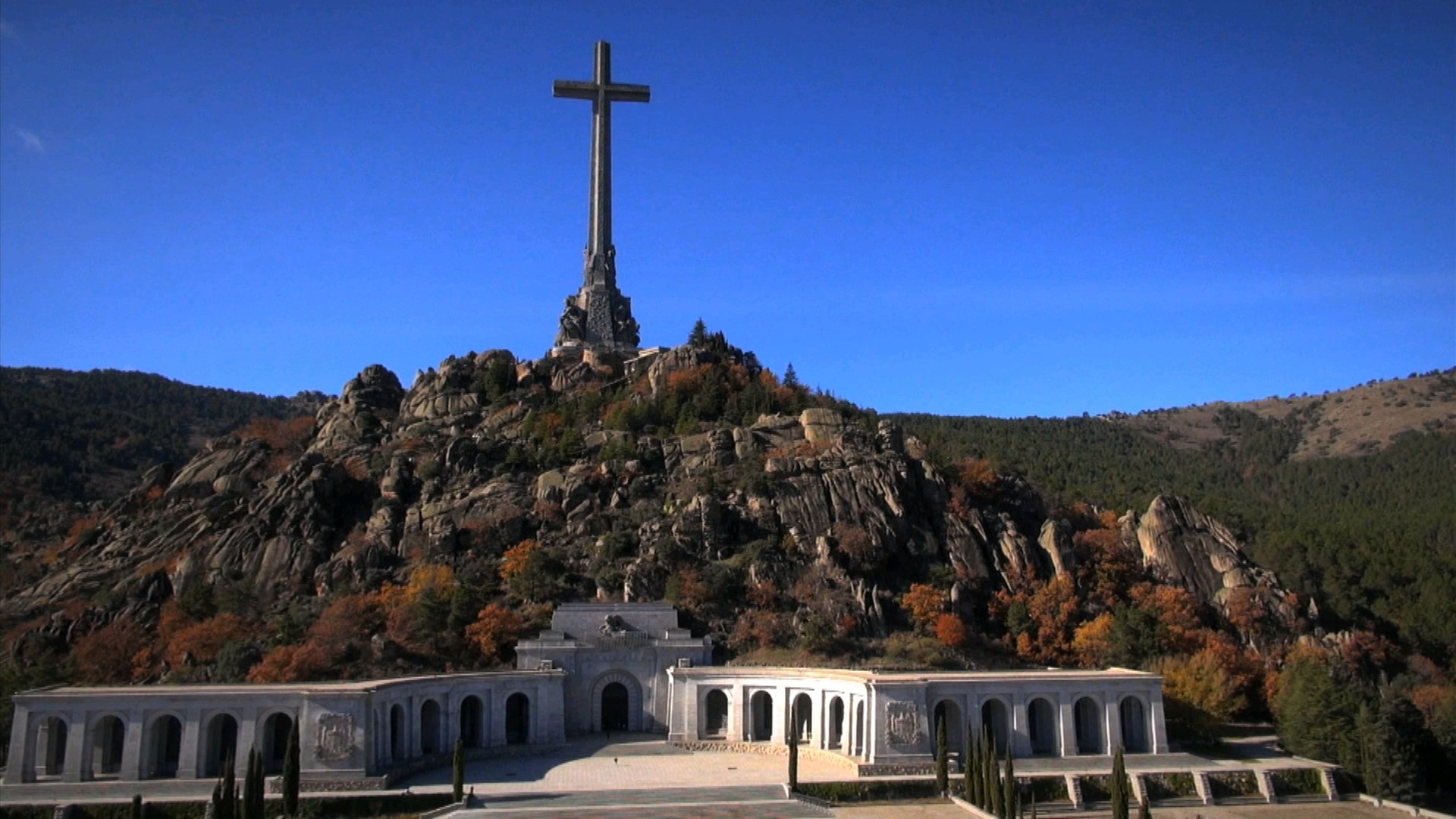 El Valle dels Caídos amenaça ruïna