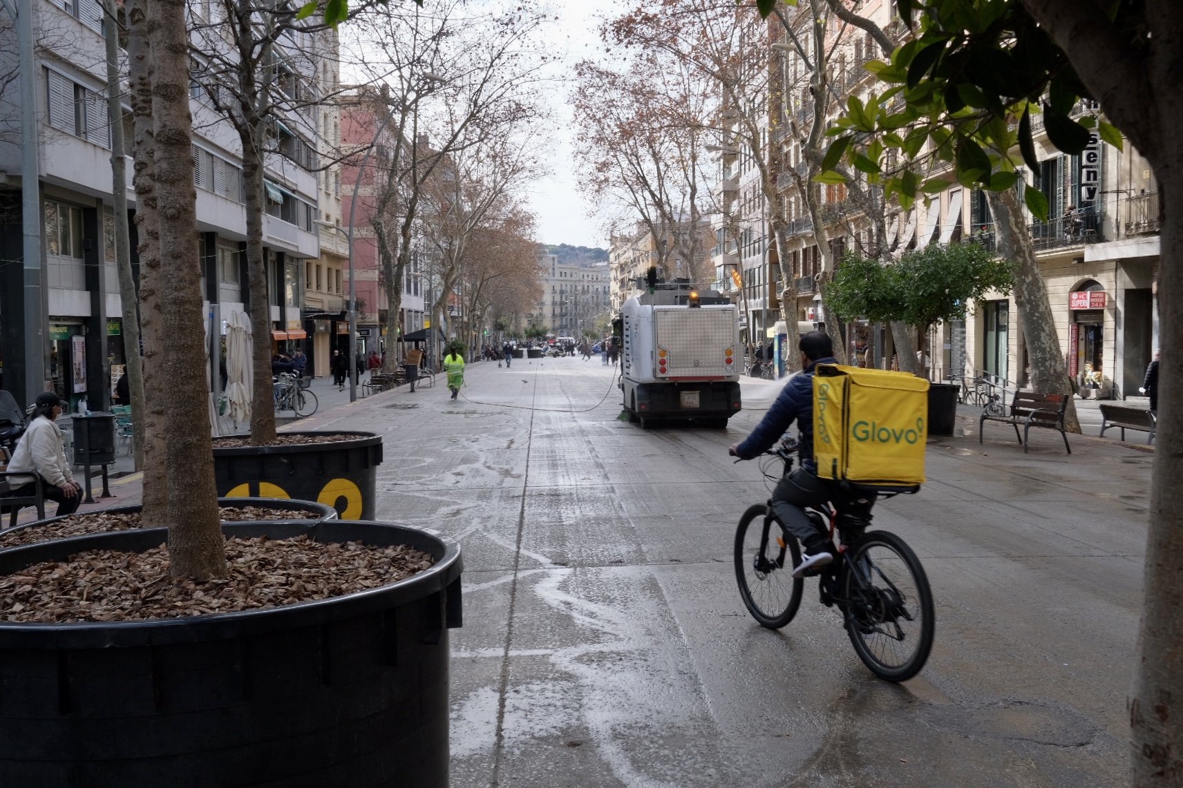 Una quarantena d’entitats rebutgen el retorn del trànsit a la futura Ronda Sant Antoni