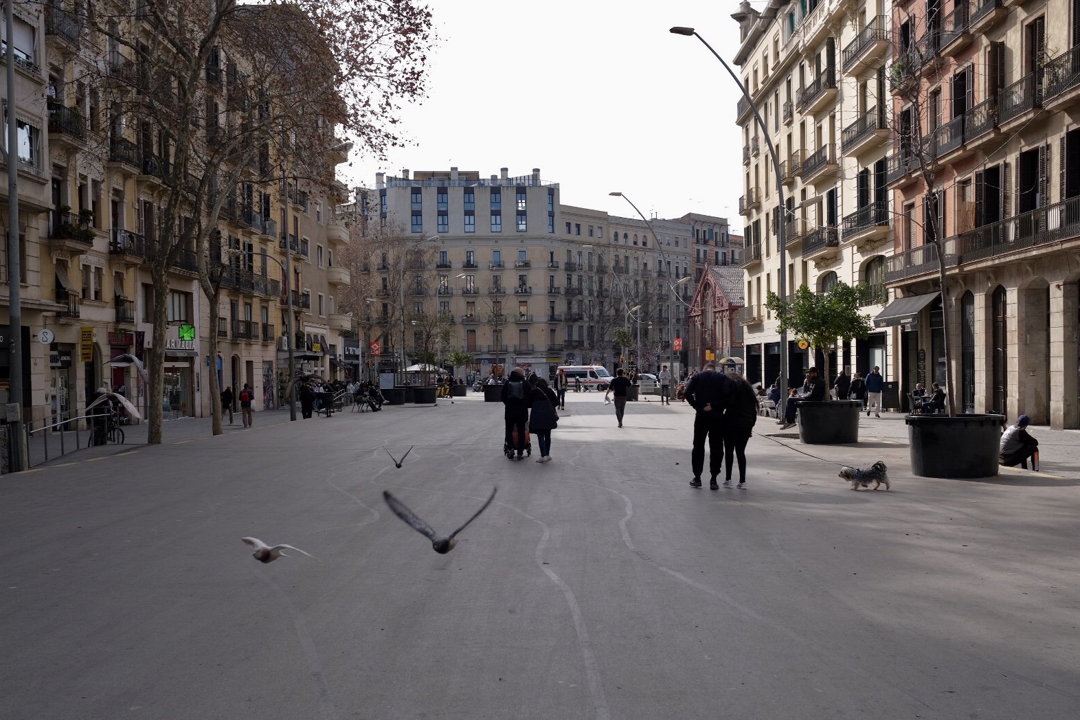 Així serà la nova ronda de Sant Antoni de Barcelona, sense asfalt però amb carril bus