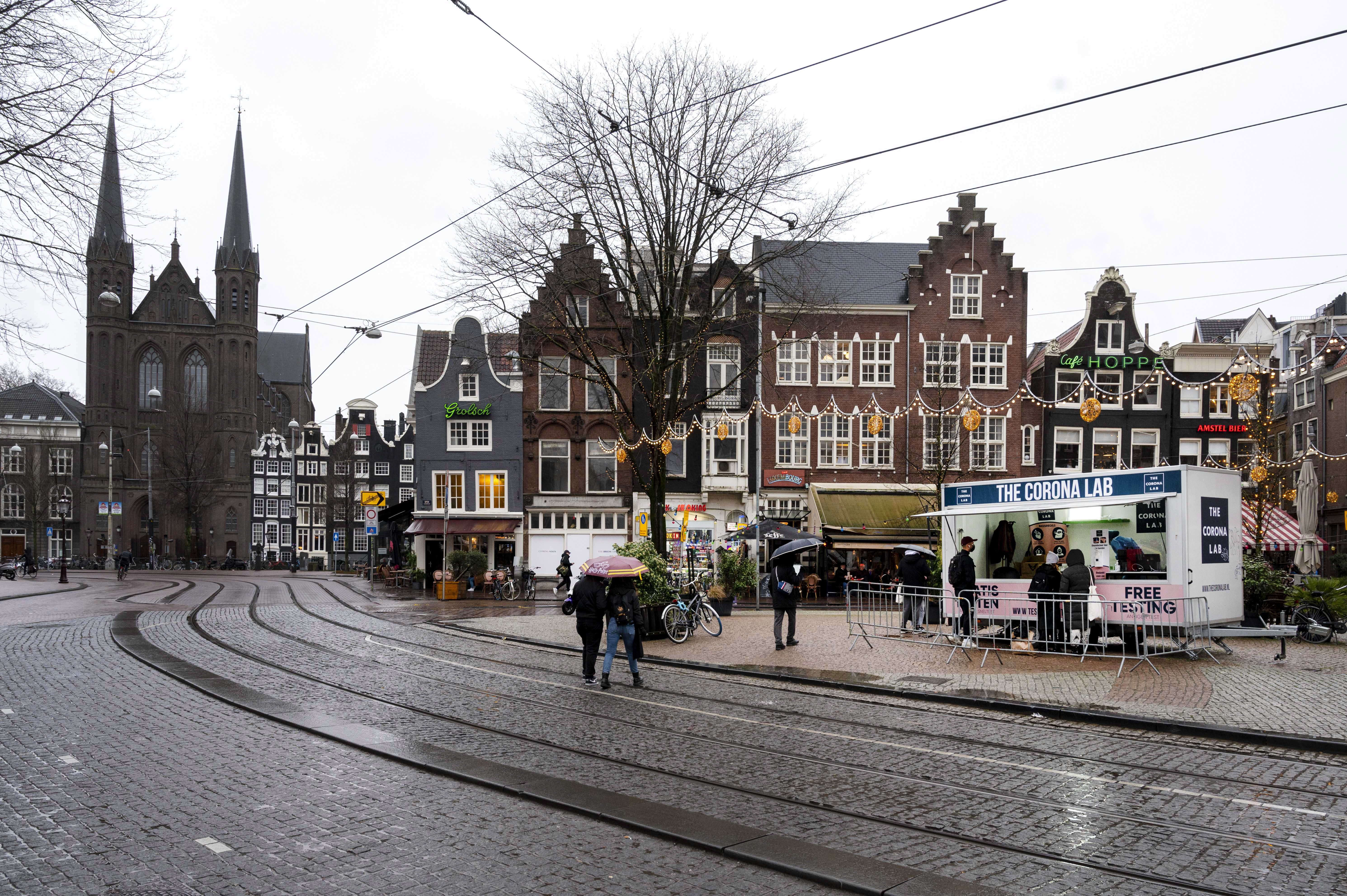 Vuelta a la normalidad en los Países Bajos: fuera mascarillas y pasaporte covid