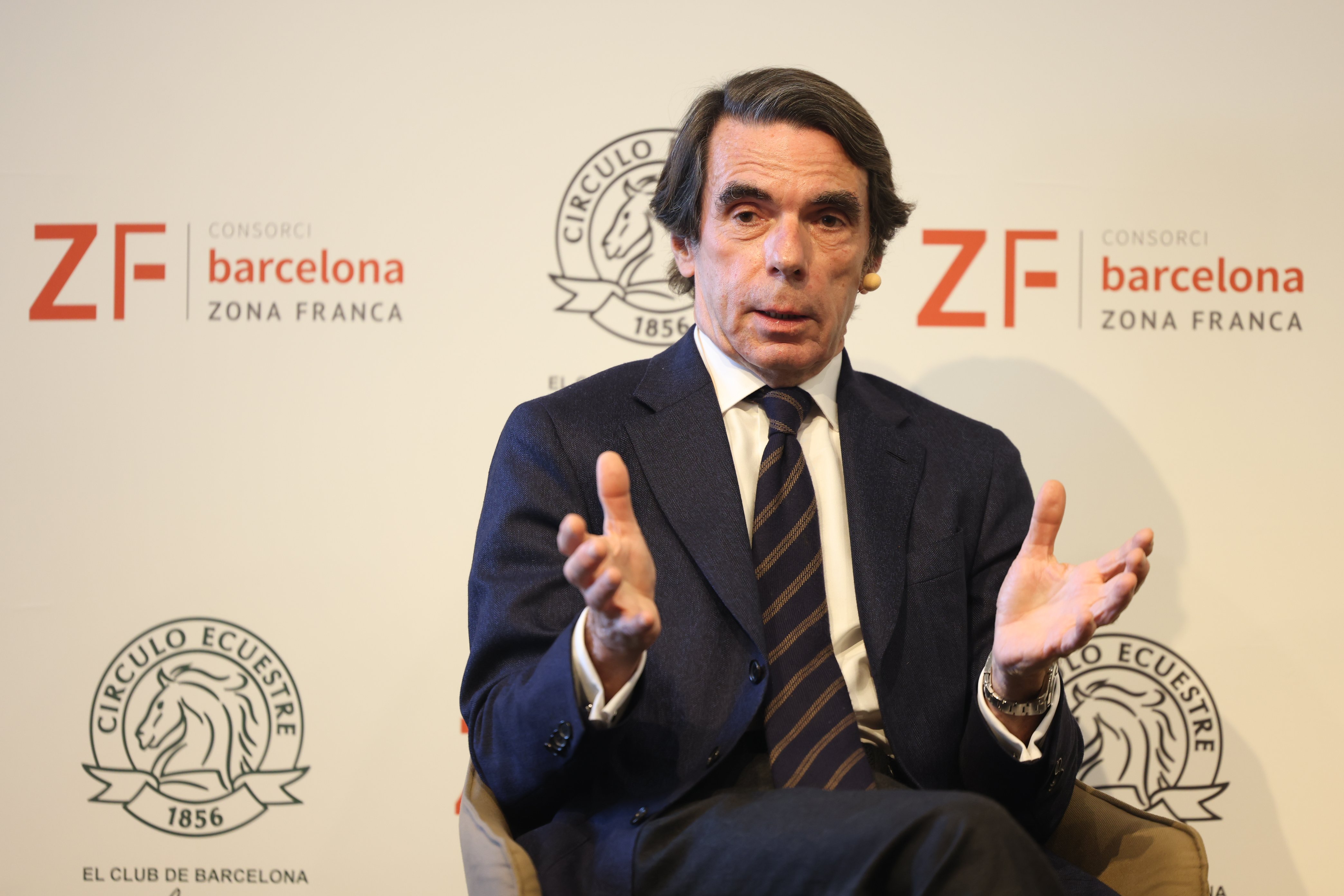 Aznar: "No se quiere proteger el catalán, se quiere exterminar el castellano"