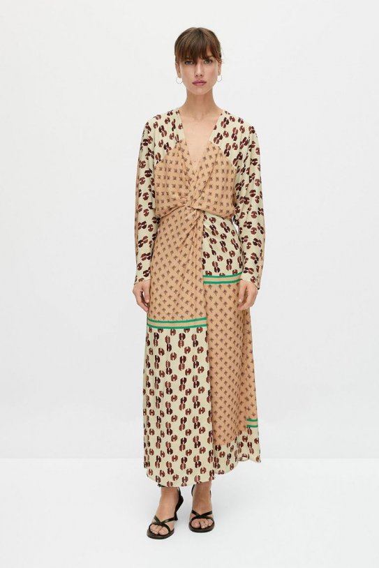 Vestido de Massimo Dutti