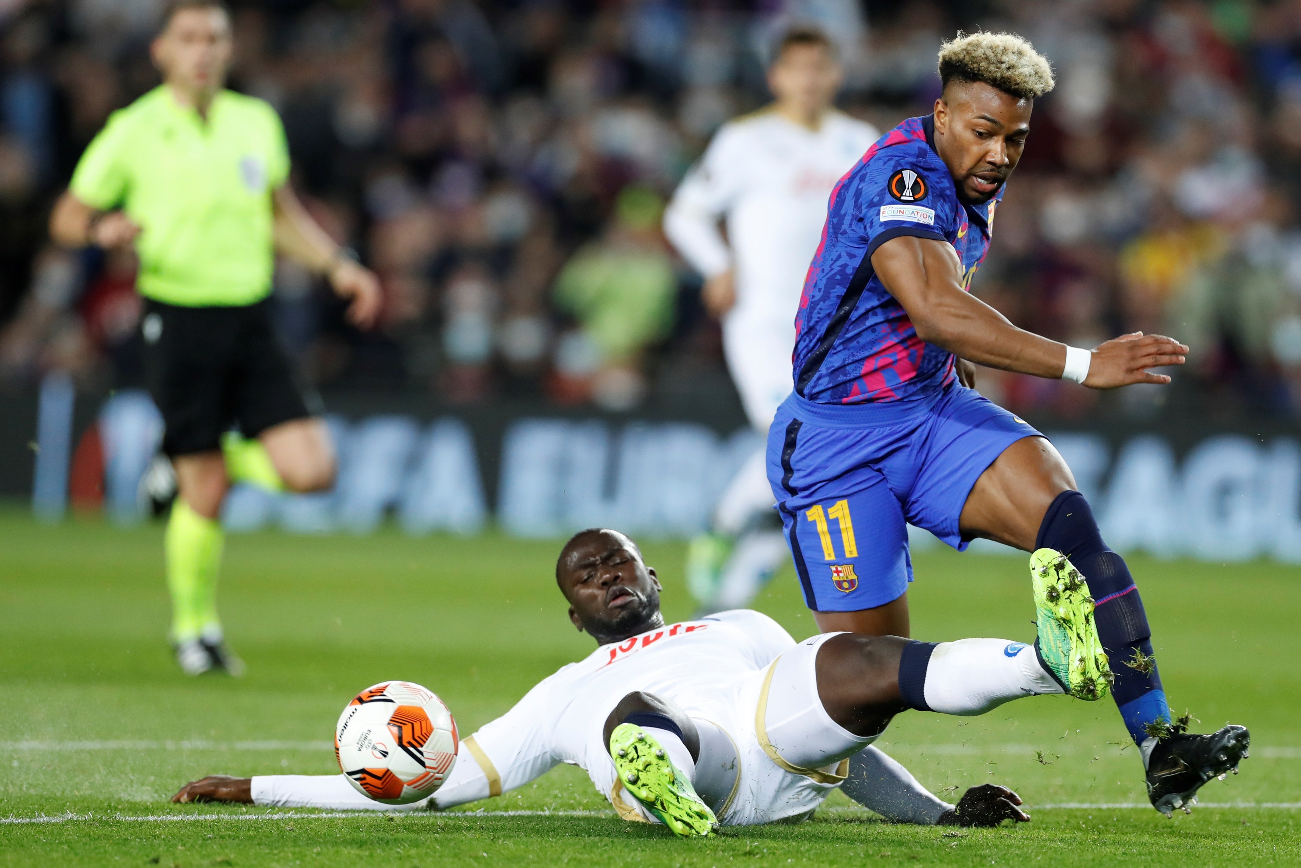 Adama Traoré tiene un problema del que está prohibido hablar en el Barça y cada vez pinta peor