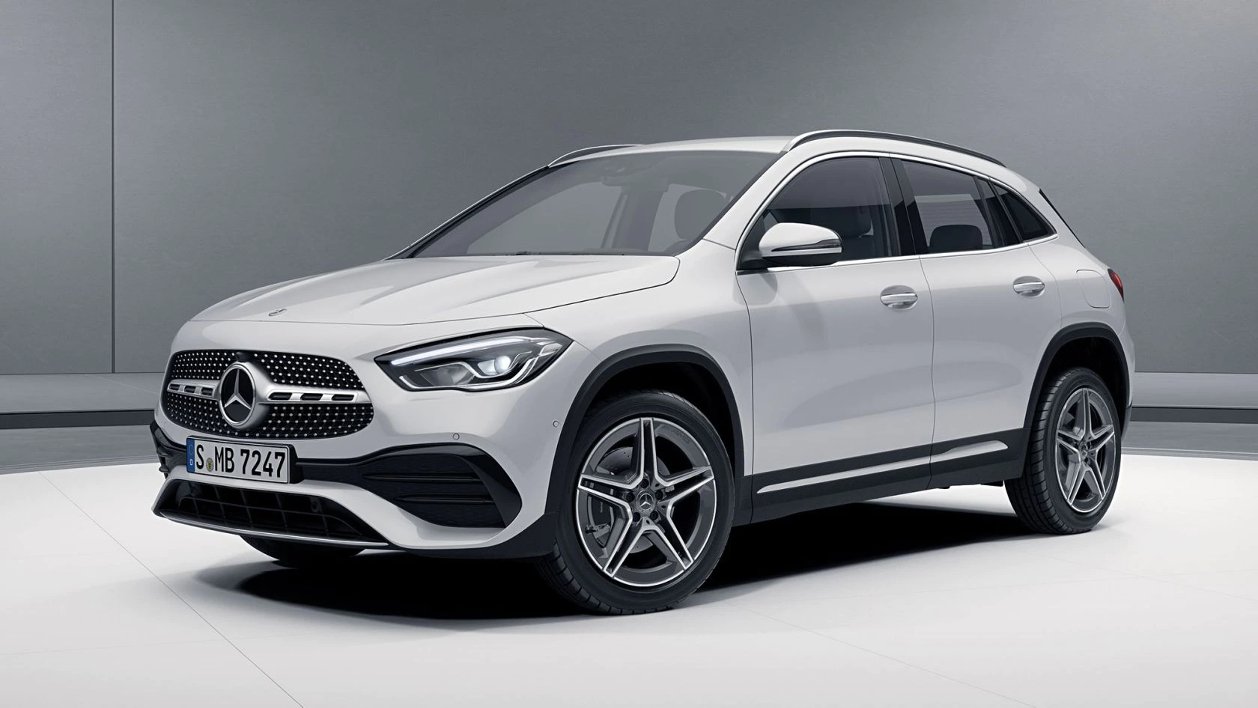 Mateixa mida que el Mercedes GLA i igual de bo en tot, el SUV prèmium per 185 euros al mes