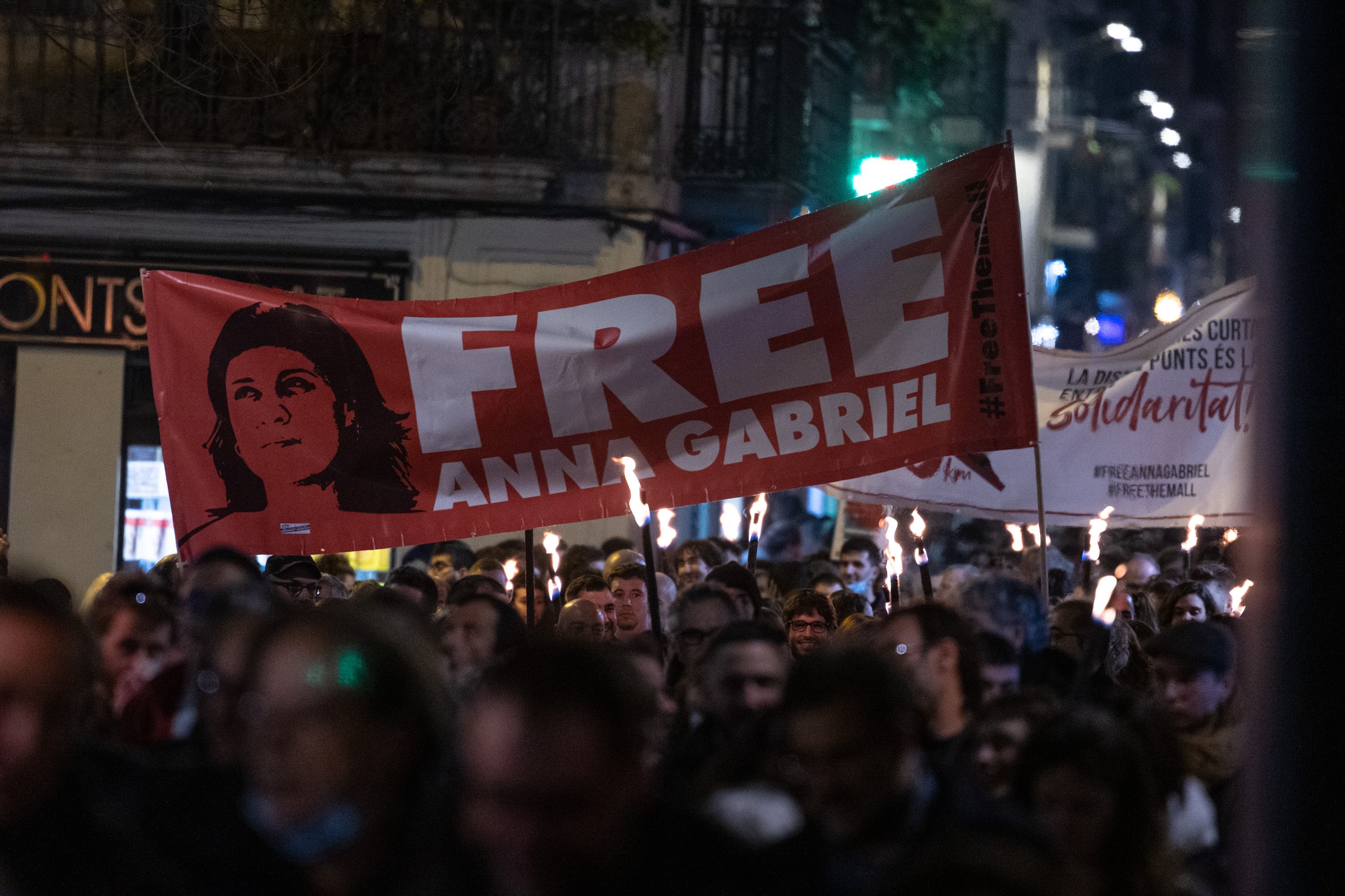 Clamor para exigir el retorno de Anna Gabriel y el fin de la represión del Estado