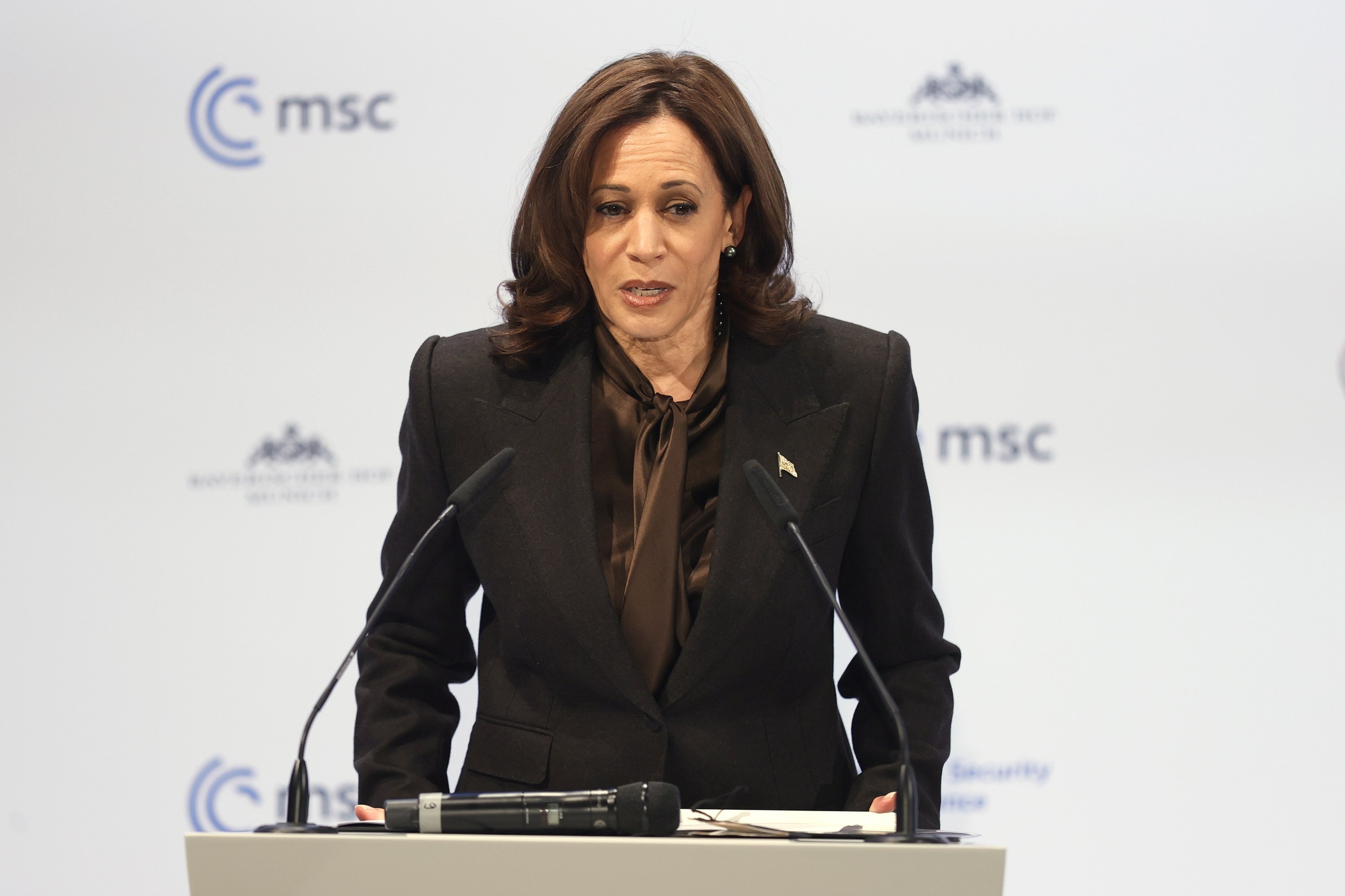 Kamala Harris advierte de medidas "sin precedentes" si Rusia invade Ucrania