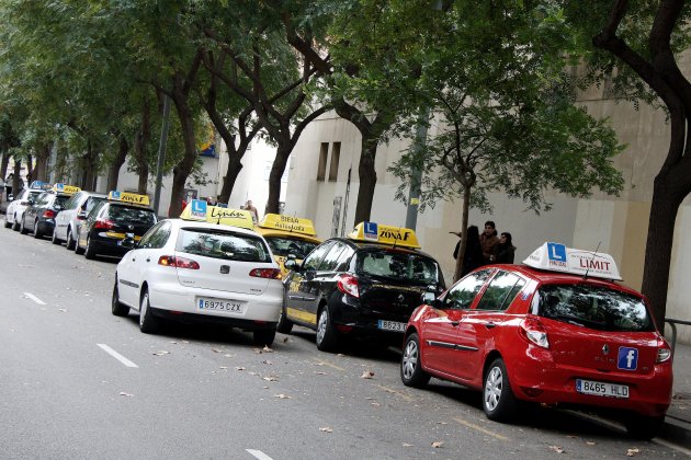 coches autoescuela ACN coches autoescuela ACN