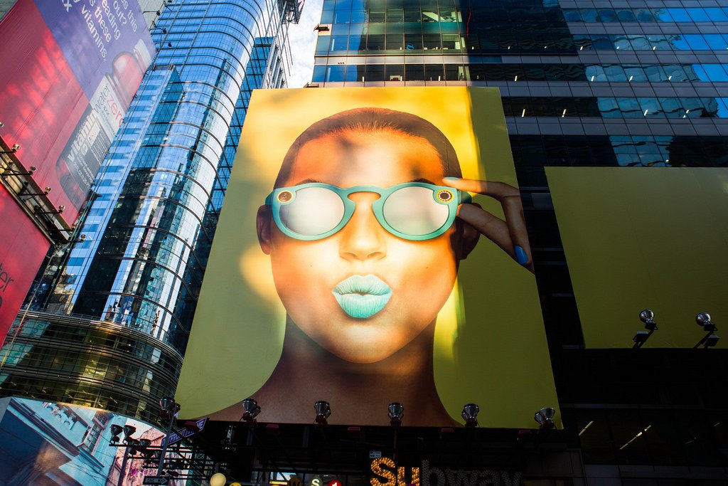Arriben 'Spectacles', les ulleres amb càmera de Snapchat
