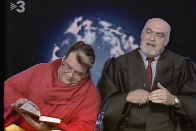 tres i l'asfroleg tv3