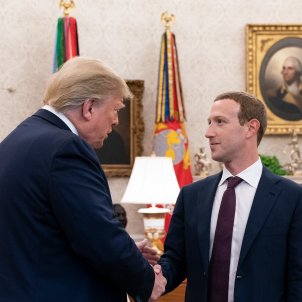 Donald Trump y Mark Zuckerberg   Europa Press