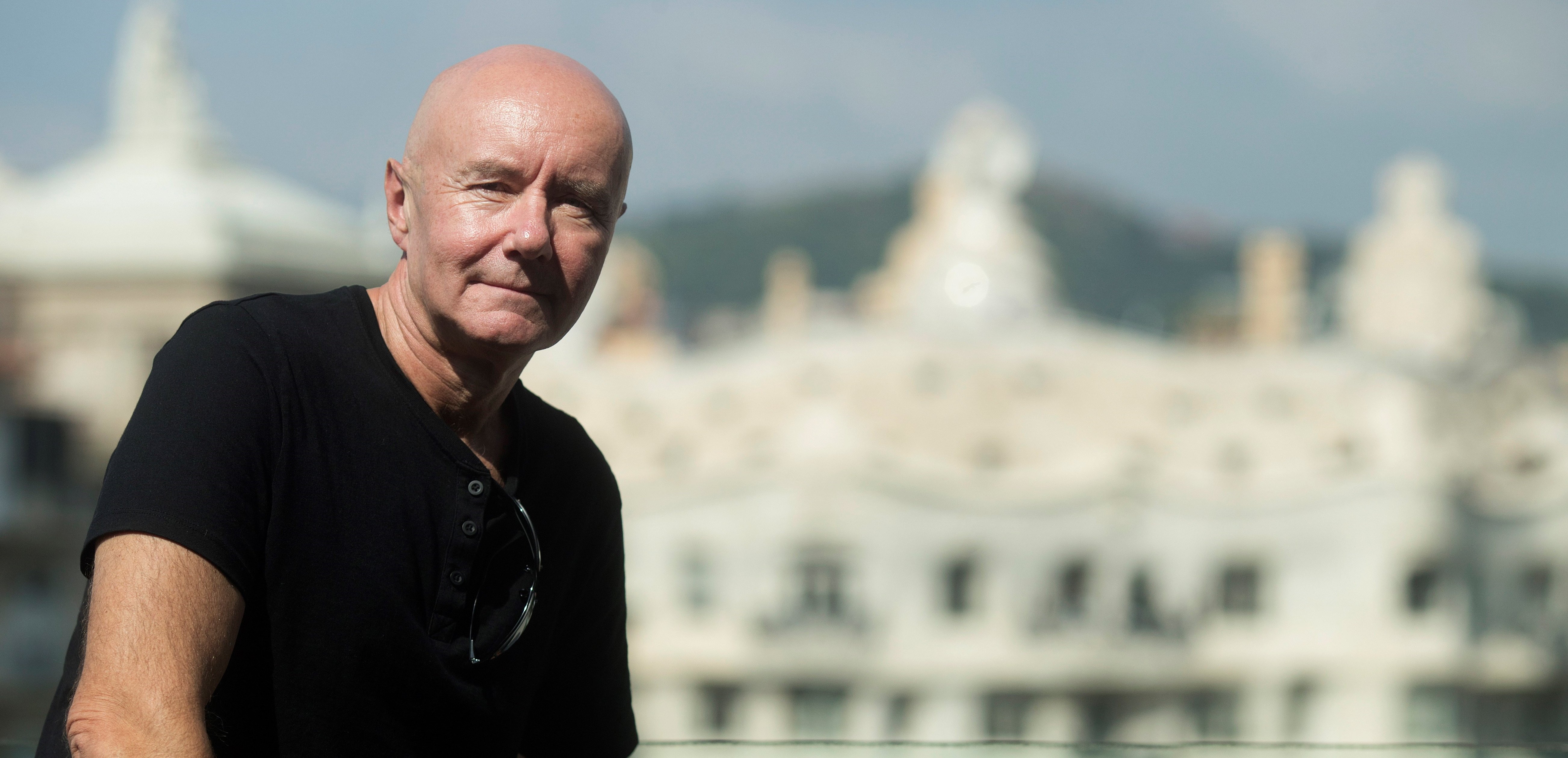 Irvine Welsh: "Twitter es de idiotas. La peña se toma demasiado en serio lo que escribimos ahí"