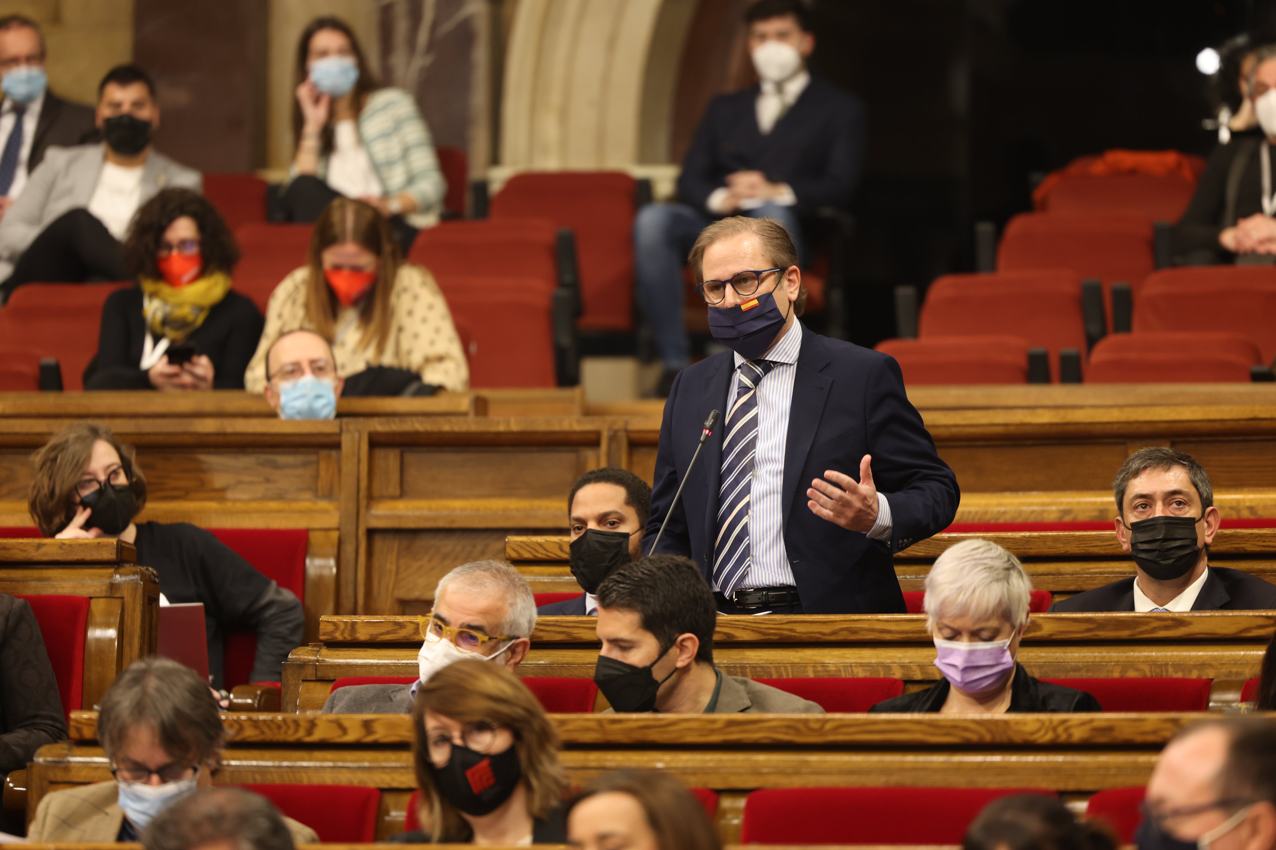 La dreta espanyolista celebra l'ultimàtum pel 25% i Vox exigeix encara més castellà