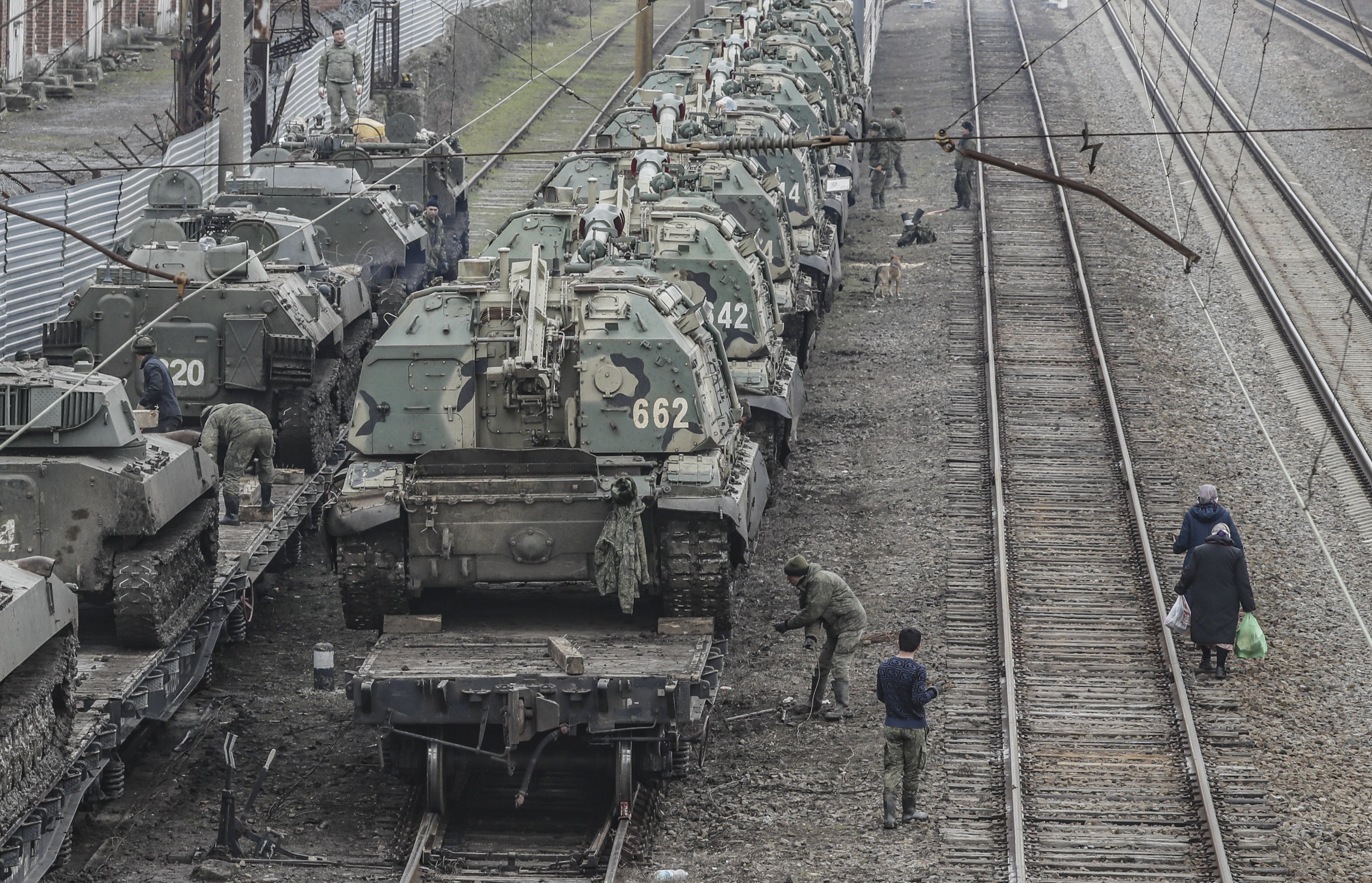 Els líders prorussos del Donbass demanen ajuda a l'exèrcit rus