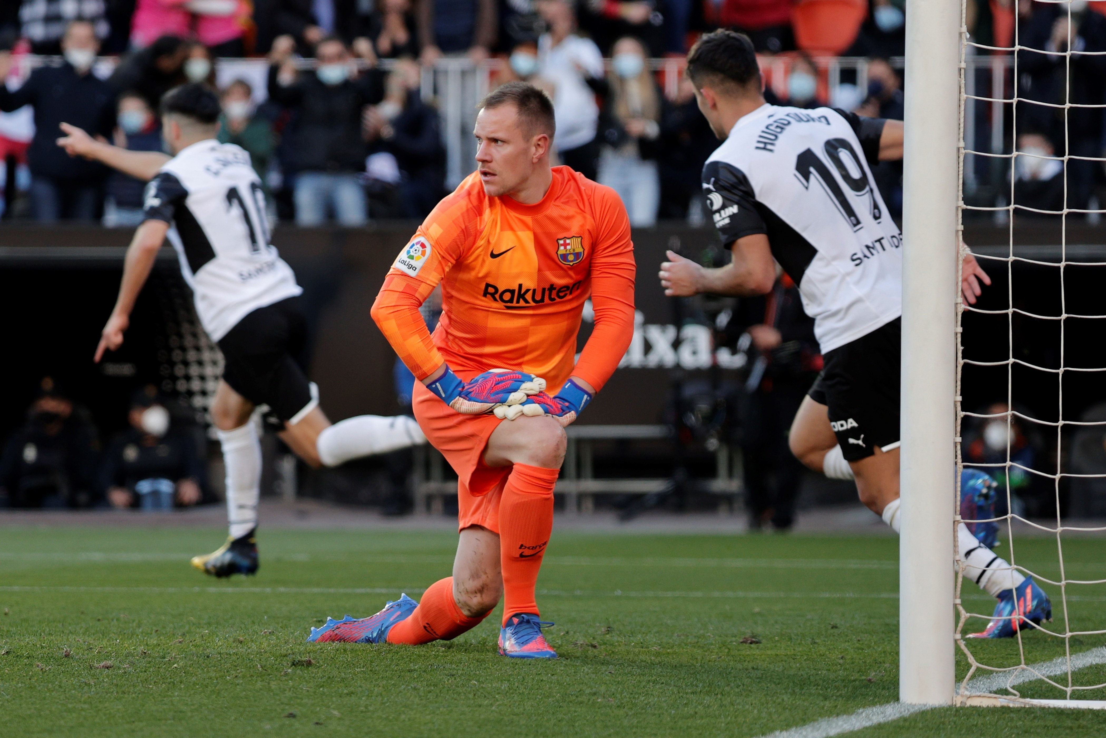 El siguiente en la puerta de salida es Ter Stegen porque el Barça le tiene preparada una sorpresa final