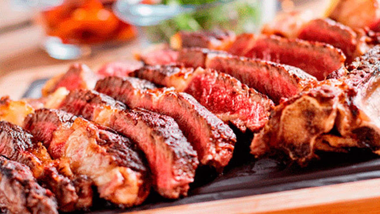 Un nuevo estudio sobre el consumo de carne nos advierte de algunos riesgos si nos excedemos