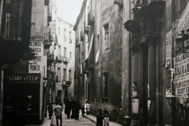 126 Calle de la Riera de Sant Joan (Barcelona), iglesia de Santa Marta, 1908 foto enric