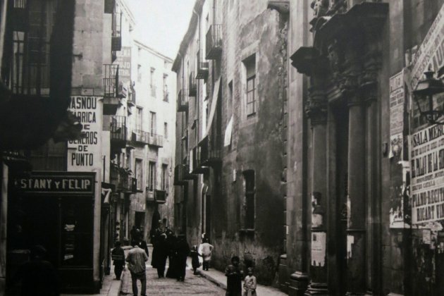 126 Carrer de la Riera de Sant Joan (Barcelona), església de Santa Marta, 1908 foto enric