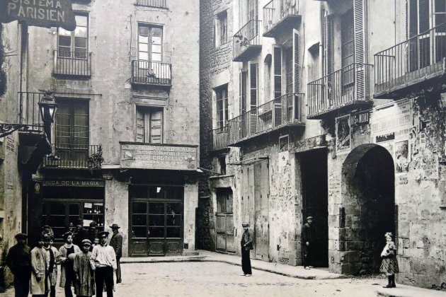 122 Plaza del Aceite (Barcelona), a principios del siglo XX foto enric