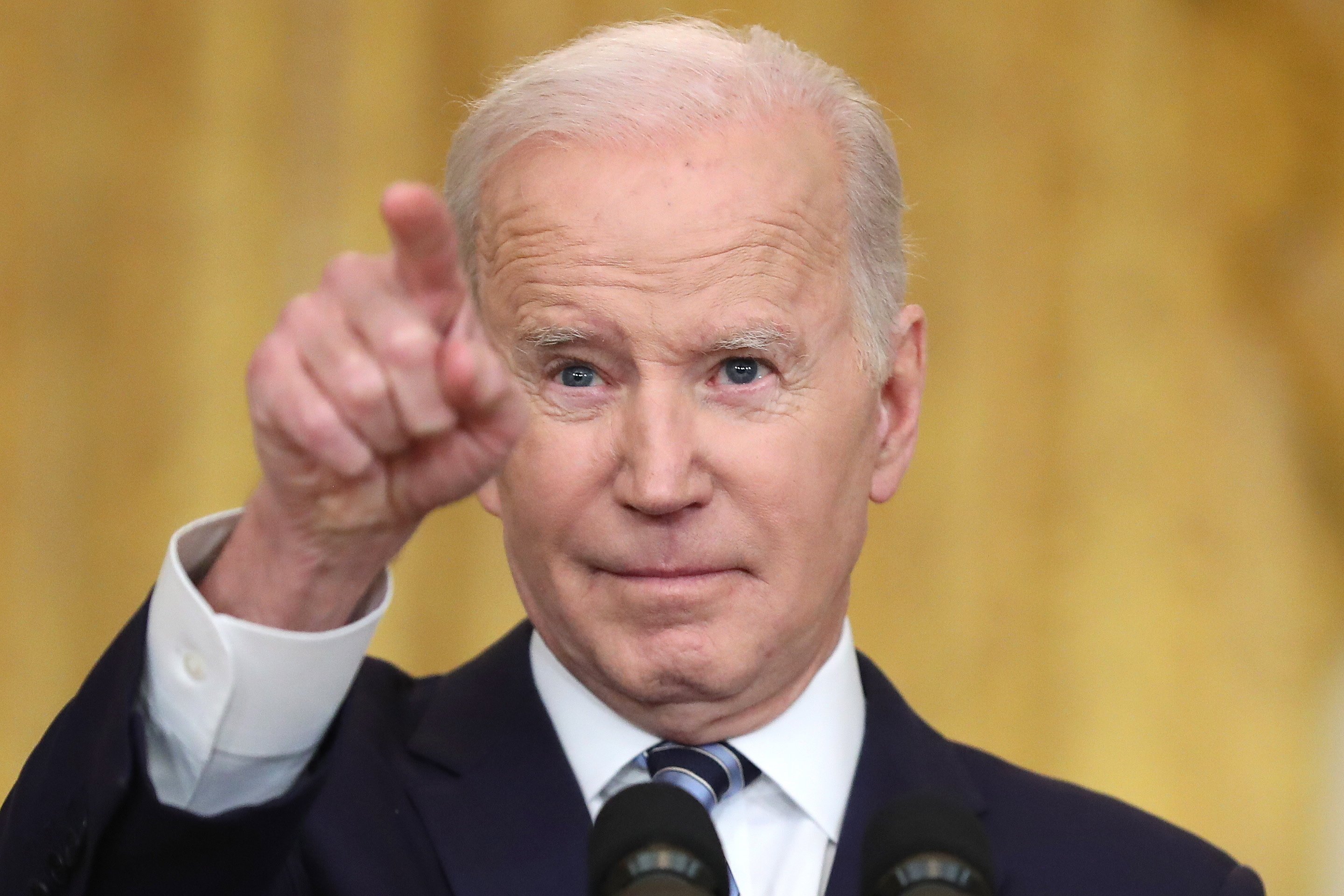 Biden limita a Rússia poder fer negocis en dòlars, euros, lliures i iens