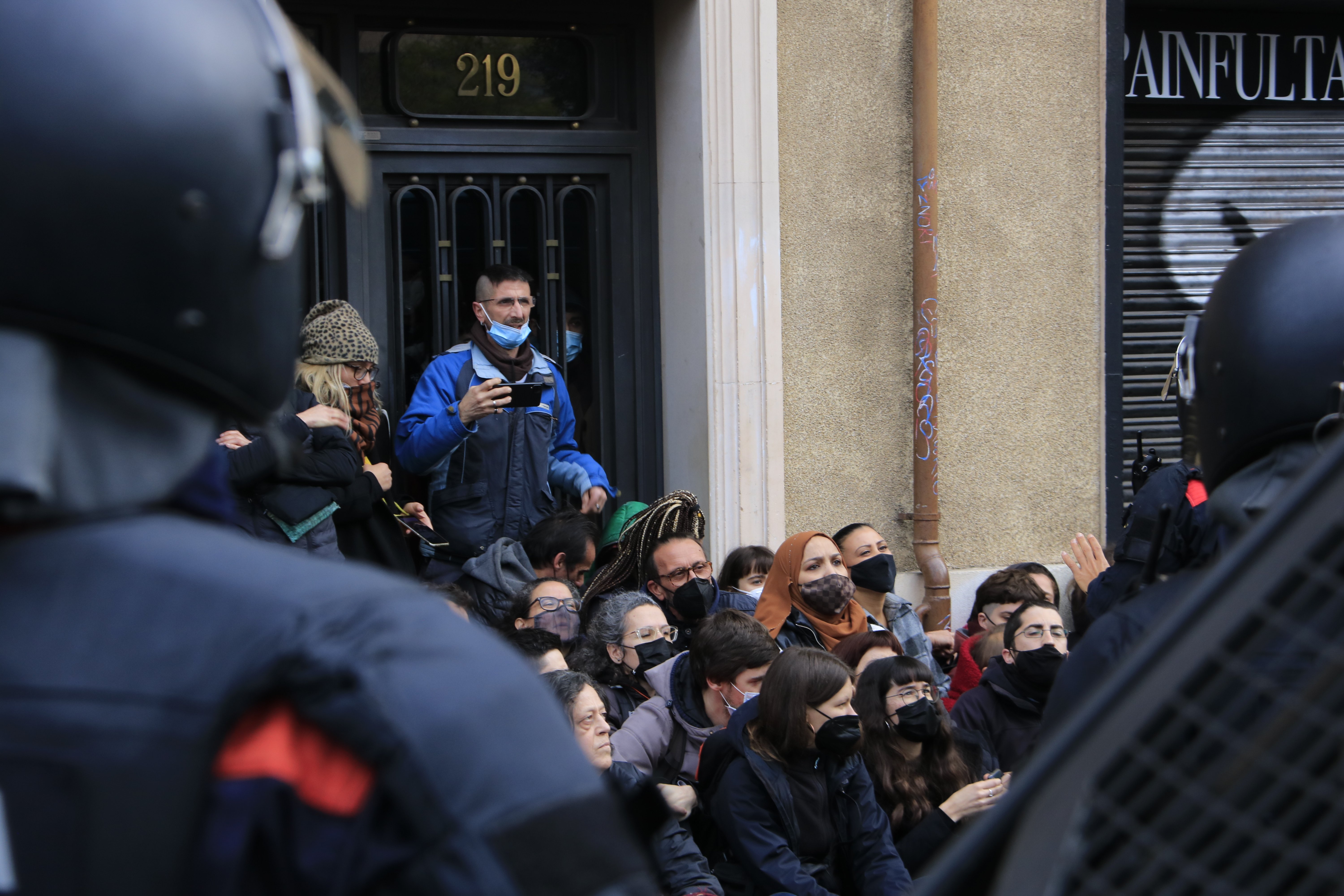 El TC tumba la norma antidesahucios del Govern durante la pandemia