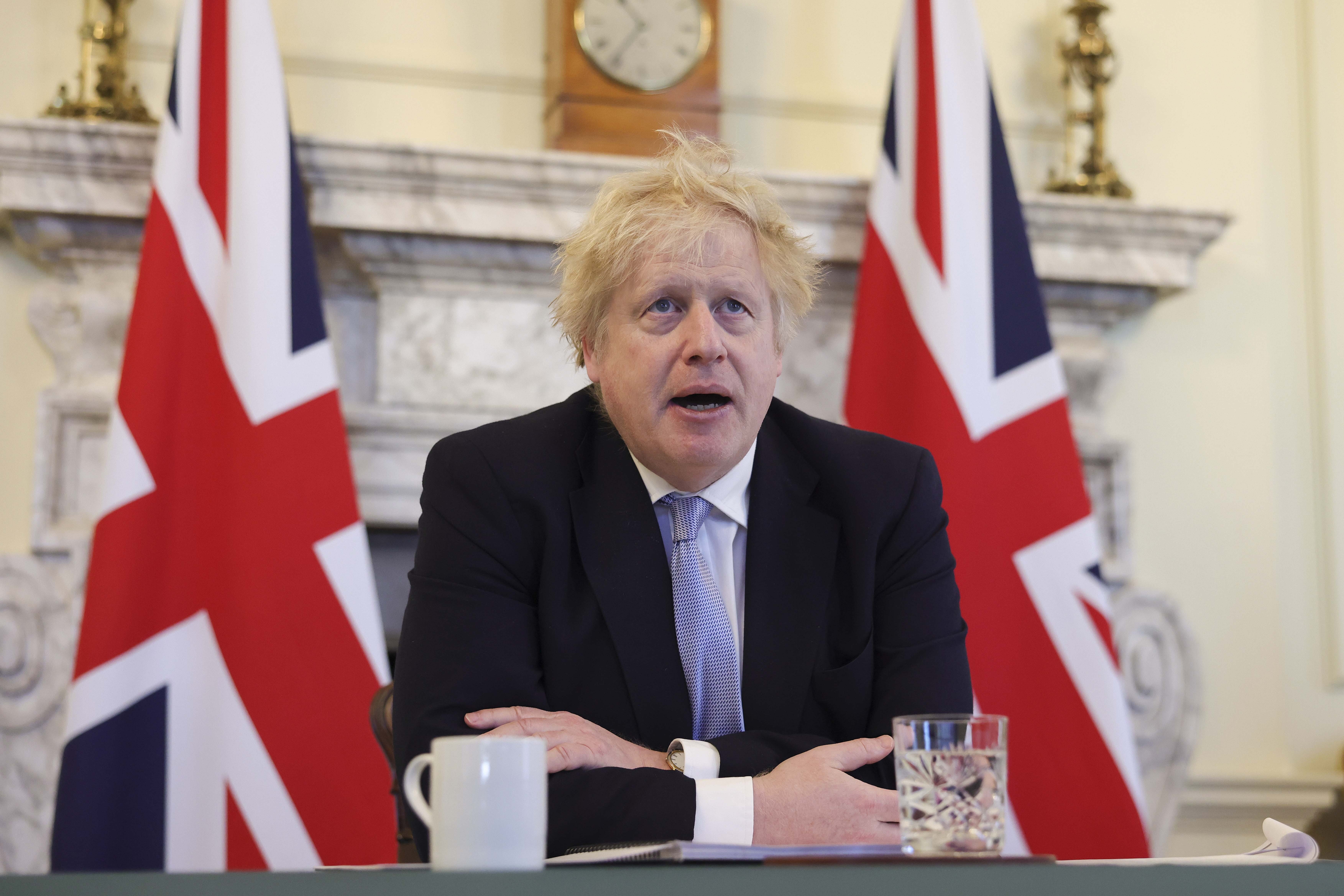 La misión de Boris Johnson: frenar Rusia "económicamente y, si hace falta, militarmente"