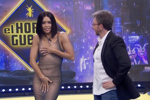 Cristina Pedroche aparece desnuda y con el pelo corto : ANTENA 3