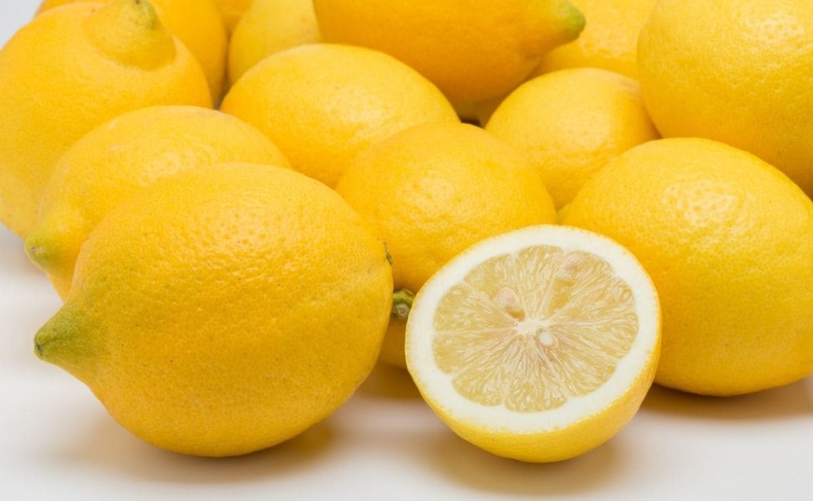El limón, un alimento con beneficios y también mitos que conocer