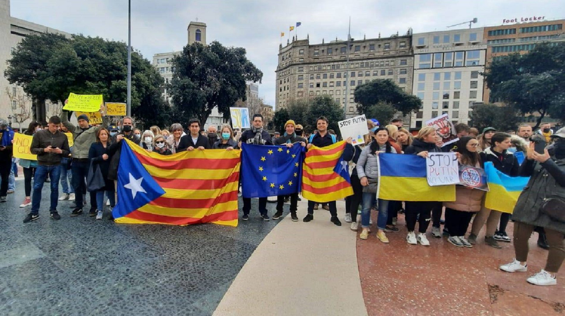 Guerra Rusia - Ucrania | Protesta en Barcelona contra el ataque ruso a Ucrania