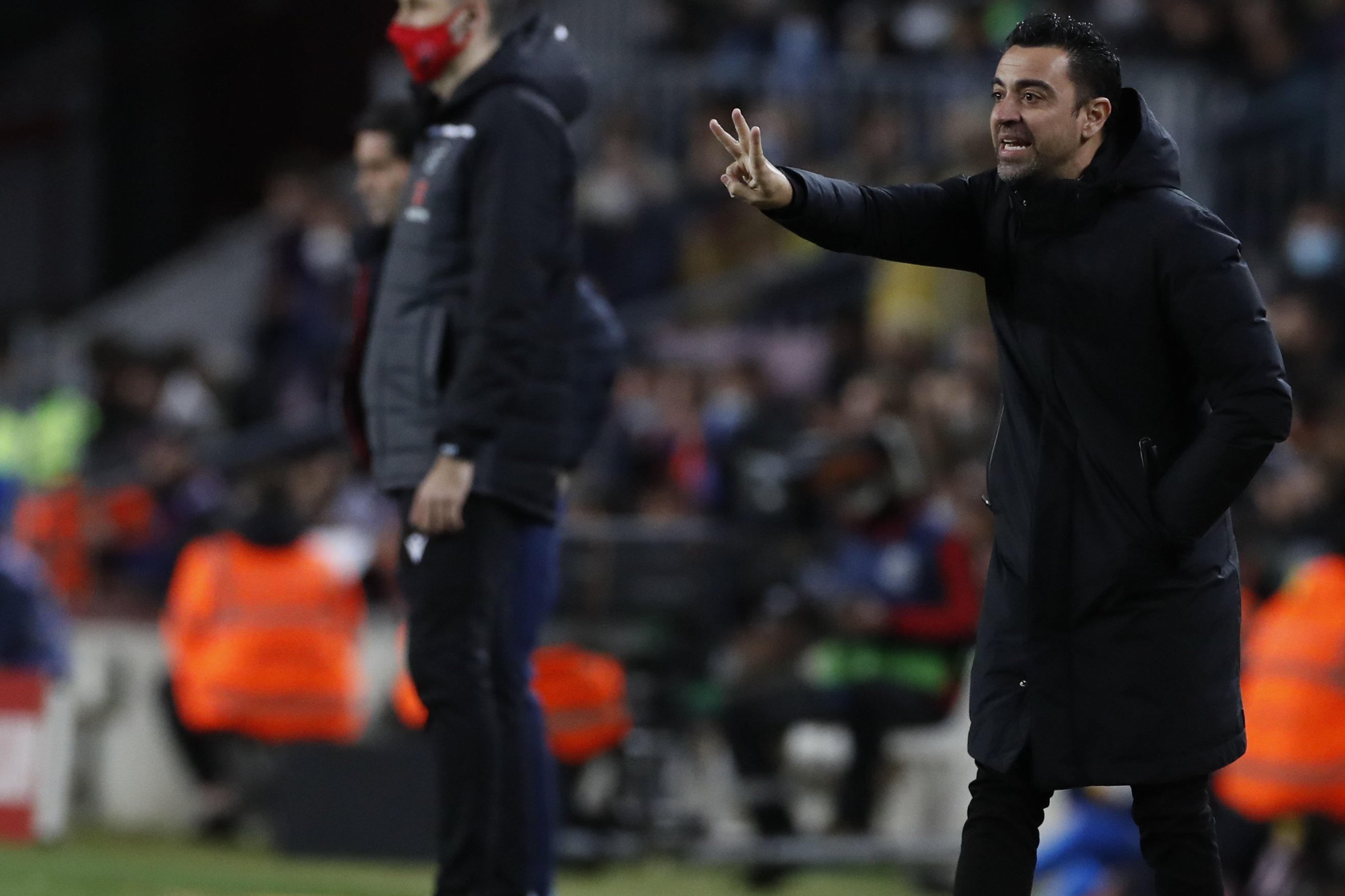 Xavi Hernández no lo quiere en el Barça ni gratis, a pesar de que pagaría de su bolsillo para salir del PSG