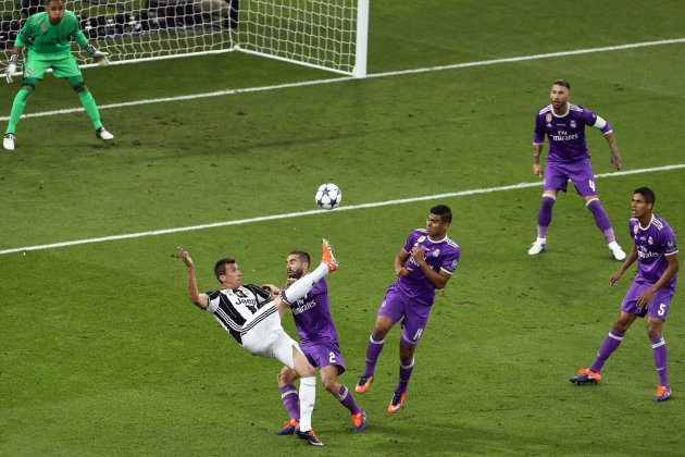 gol mandzukic juventus madrid champions final efe