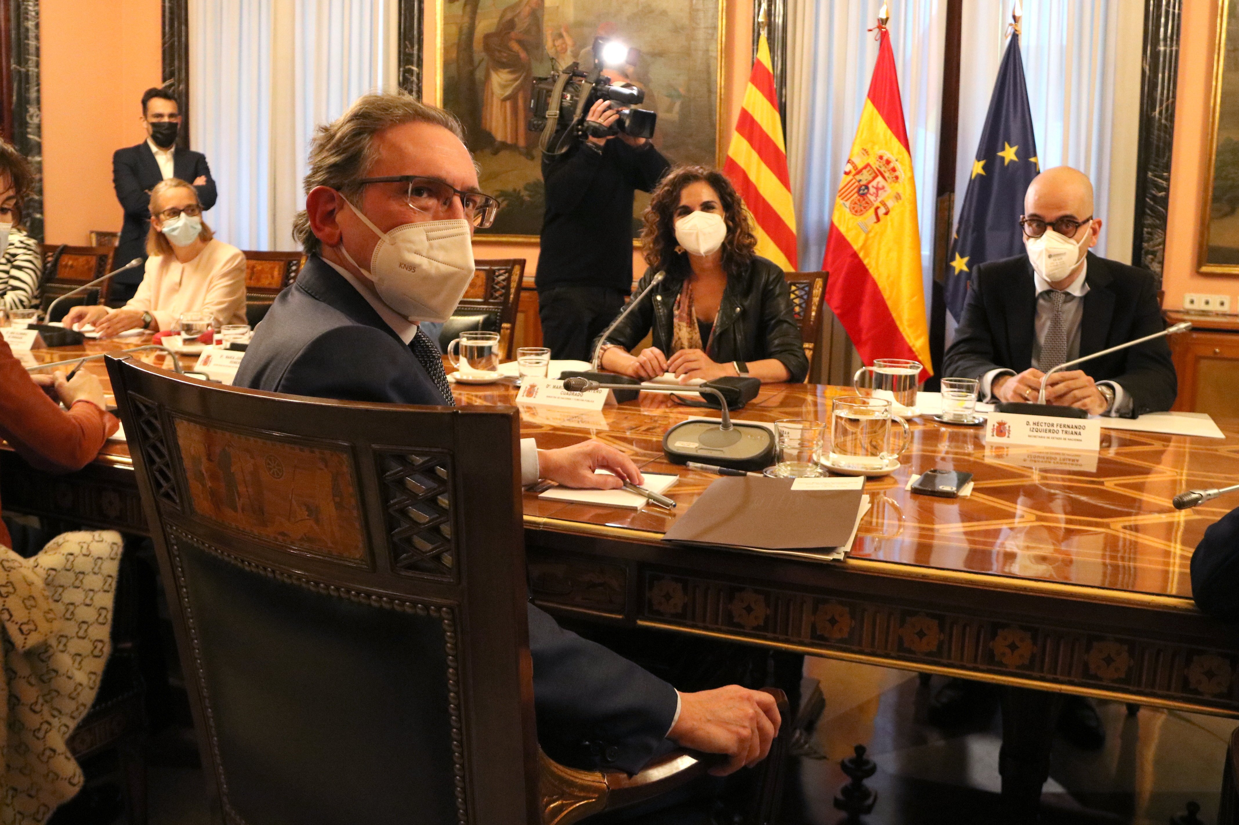 Giró i Montero pacten el retorn de 359 milions de l'addicional tercera en dos anys