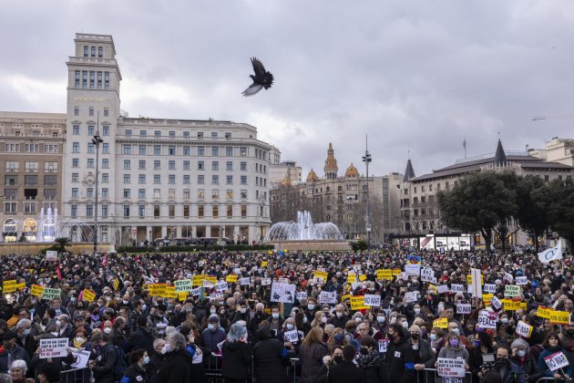 Manifestacion No a la Guerra ucrania Plaza Catalunya Sergi Alcàzar 05