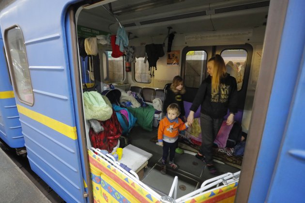 ucrania rusia metro kiev guerra efe