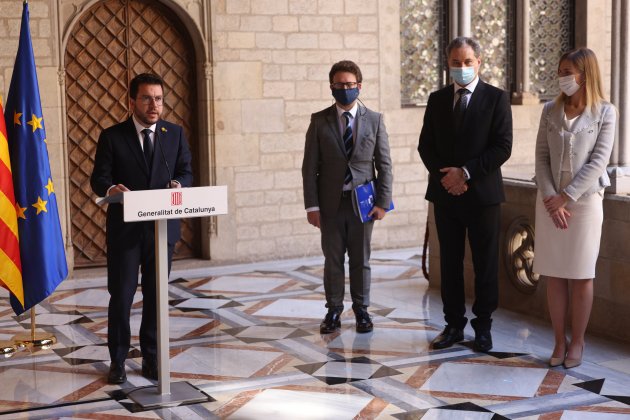 Presidente de la Generalitat, Pere Aragonès, comparecencia Palau Generalitat consul Ucrania - Sergi Alcàzar