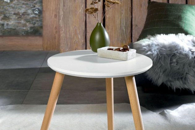 Mesa auxiliar madera maciza pequeña1