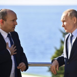 Cumbre de tres horas de Bennett con Putin en Moscú para intentar una  desescalada