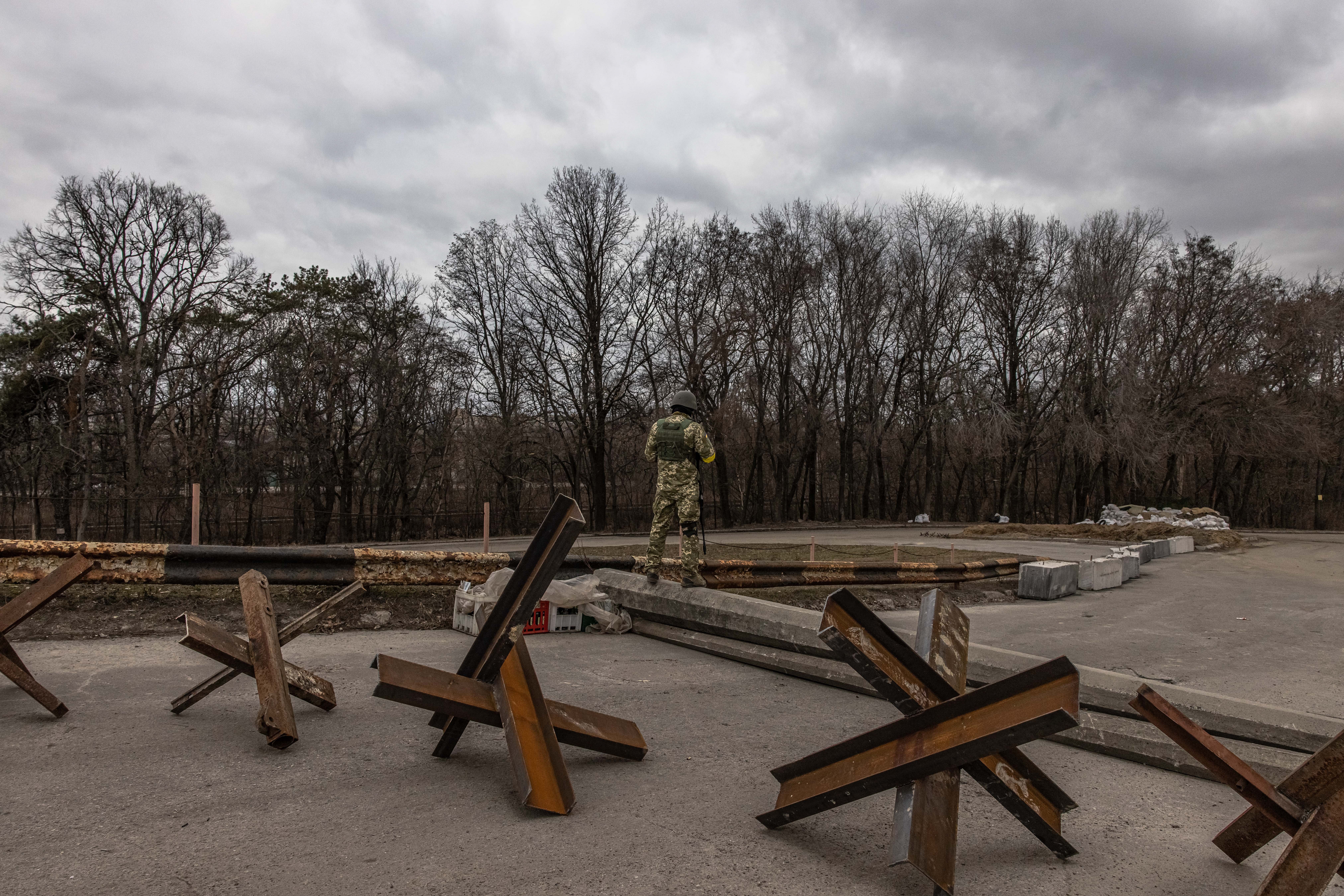 defensas guerra ucrania rusia invasion erizo checo este kiev kyiv efe