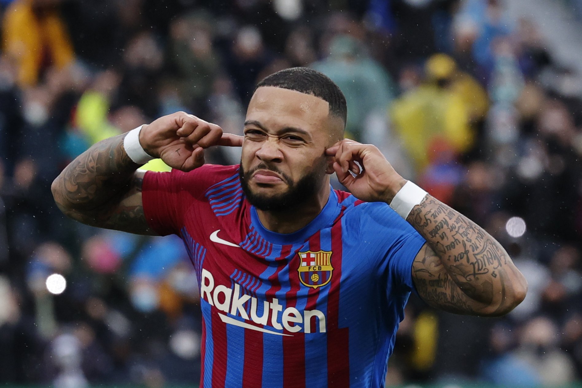 Trueque galáctico con Memphis Depay: Xavi Hernández plantea a Joan Laporta un nuevo fichaje estrella