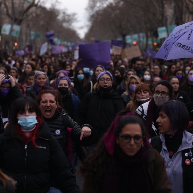8M día de la mujer concentración Barcelona Gran Via ambiente - Sergi Alcàzar 8M día de la mujer concentración Barcelona Gran Via ambiente - Sergi Alcàzar
