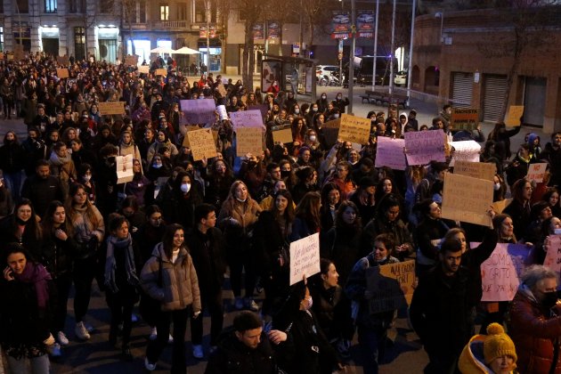 Manifestación 8M en Girona