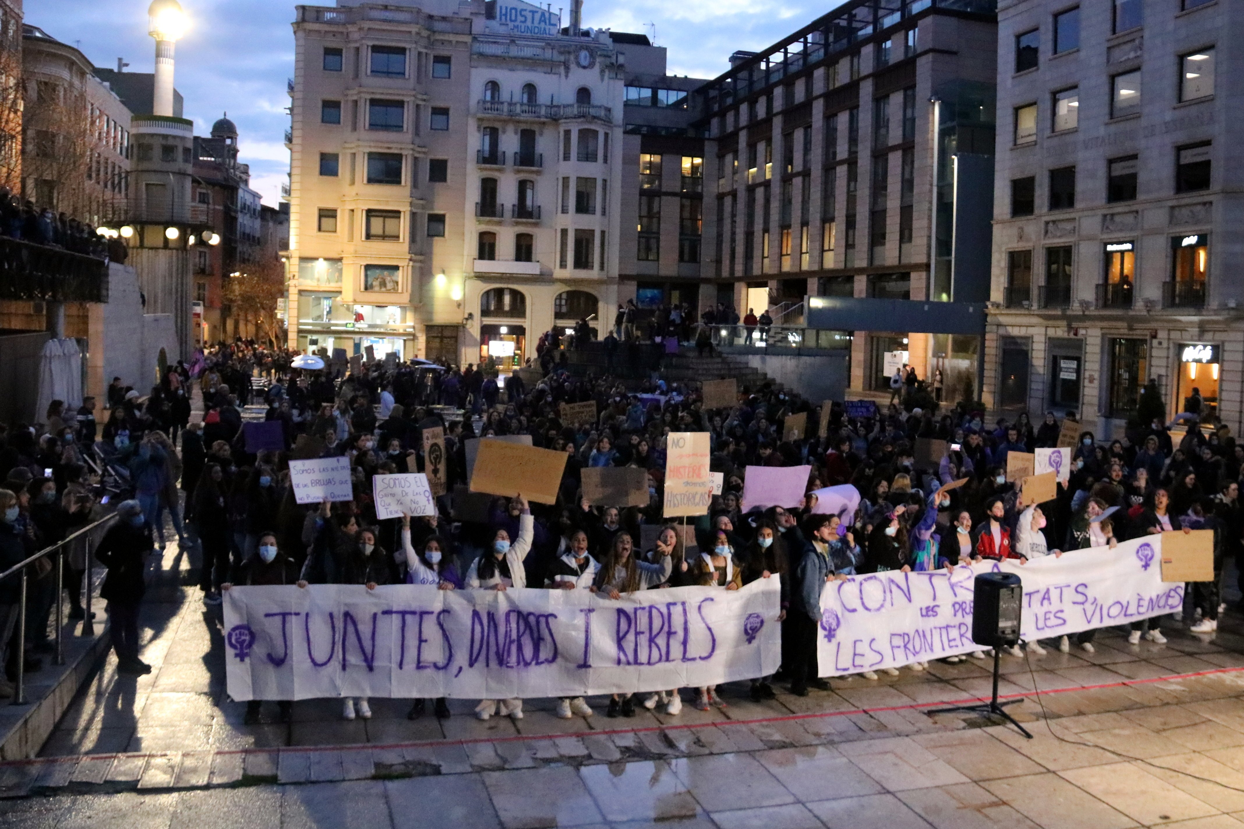 Manifestación feminista 8M Lleida ACN