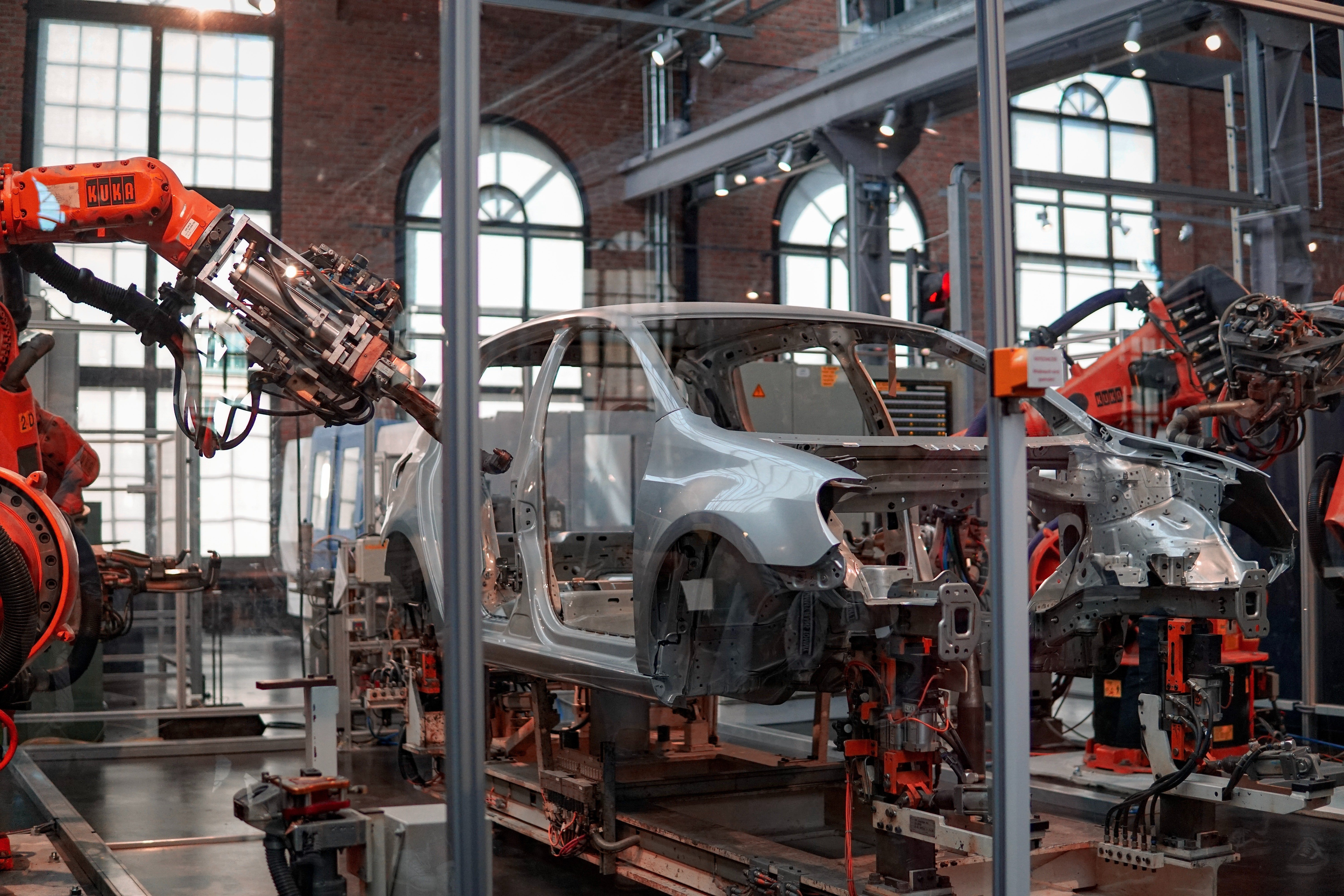 La emblemática automovilística rusa Lada detiene su producción por la guerra
