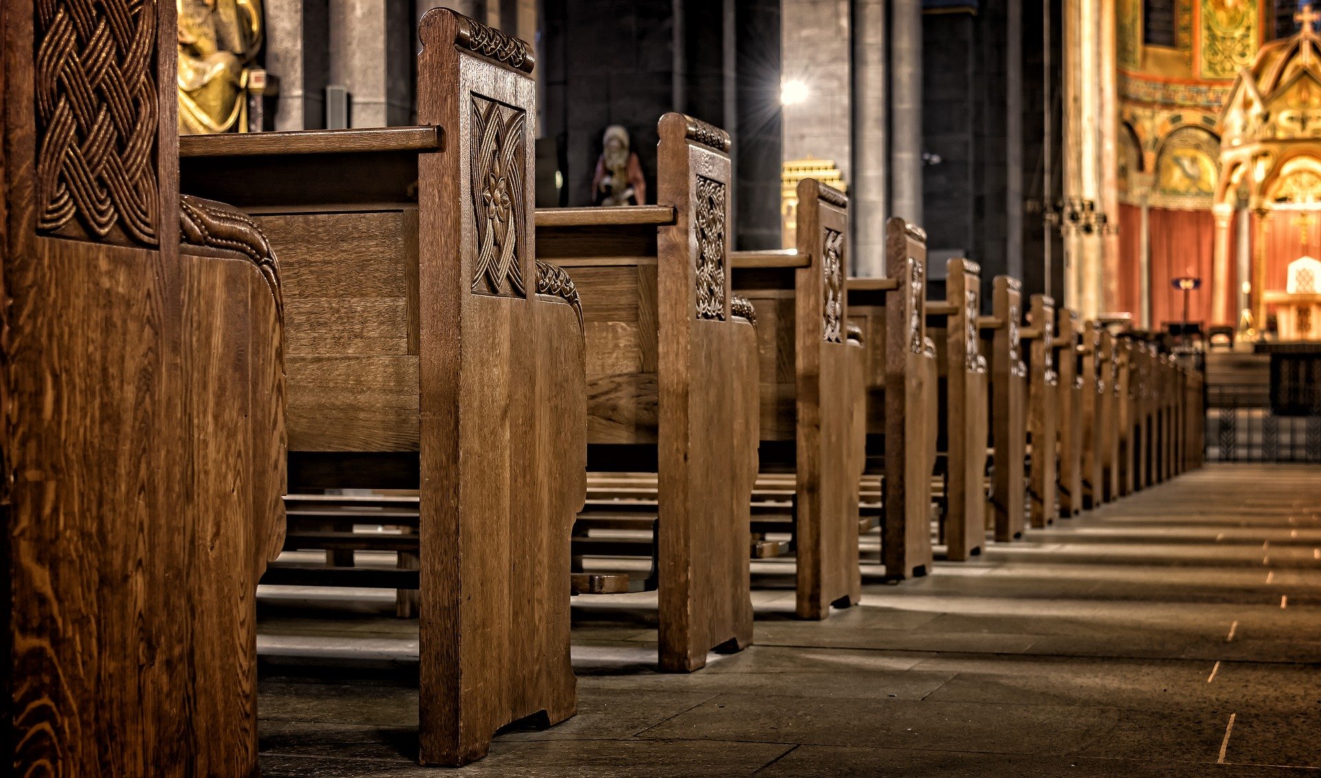 El Defensor del Pueblo investigará los abusos de la Iglesia: solo se opone Vox