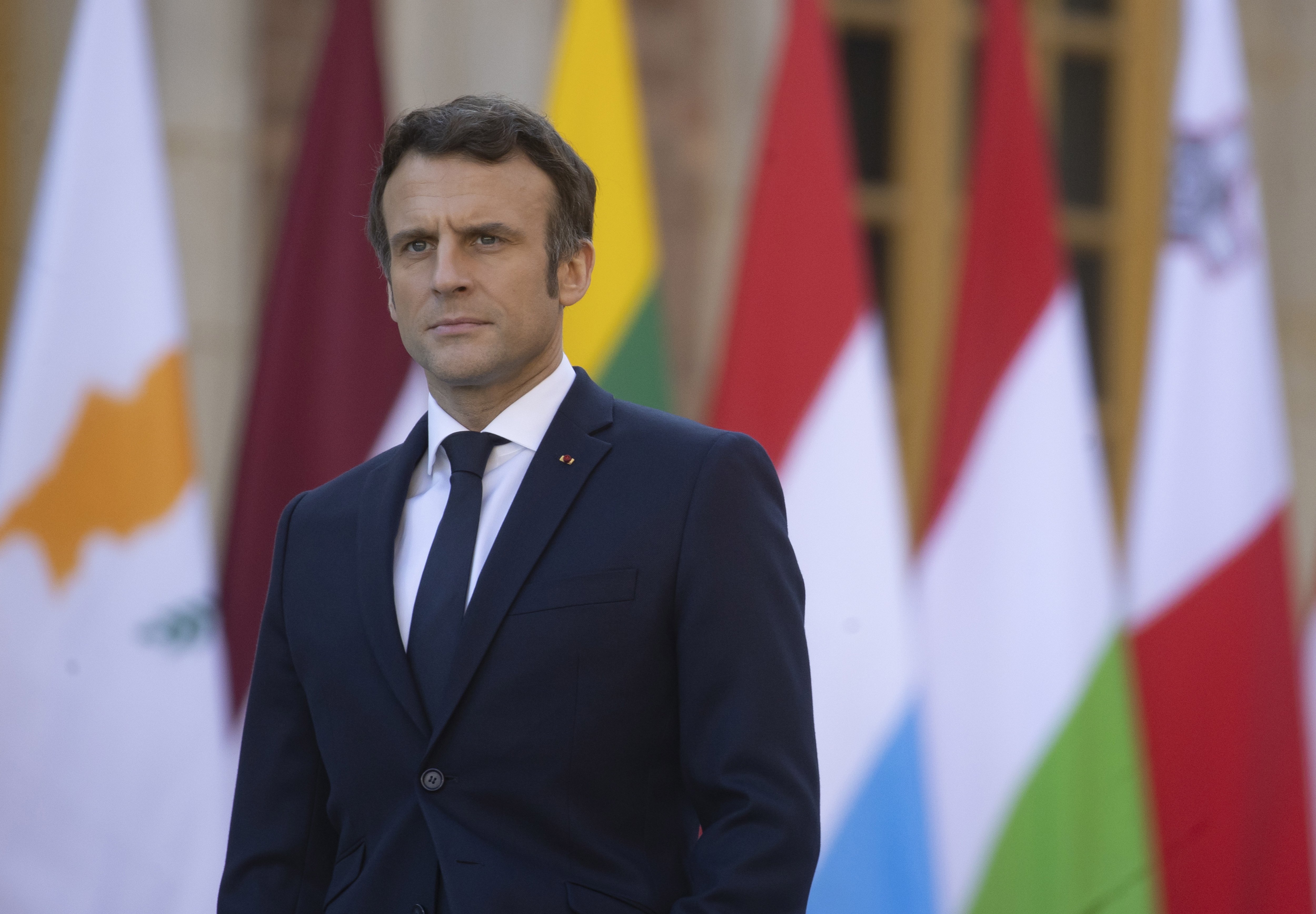 Macron: "No veo realista un alto el fuego en las próximas horas"