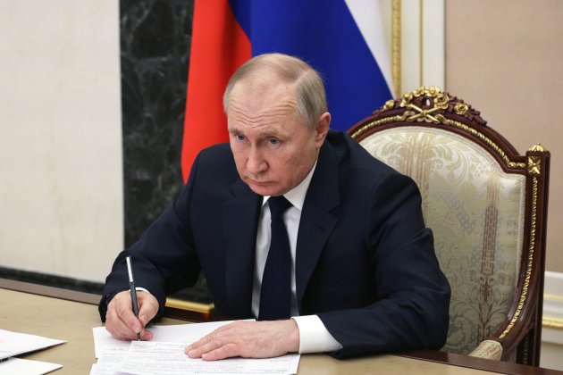 President Rus Vladimir Putin, Moscou, videoconferència reunió membres Kremlin, invasió Rússia Ucraïnesa 2 Efe Mikhail Klimentyev