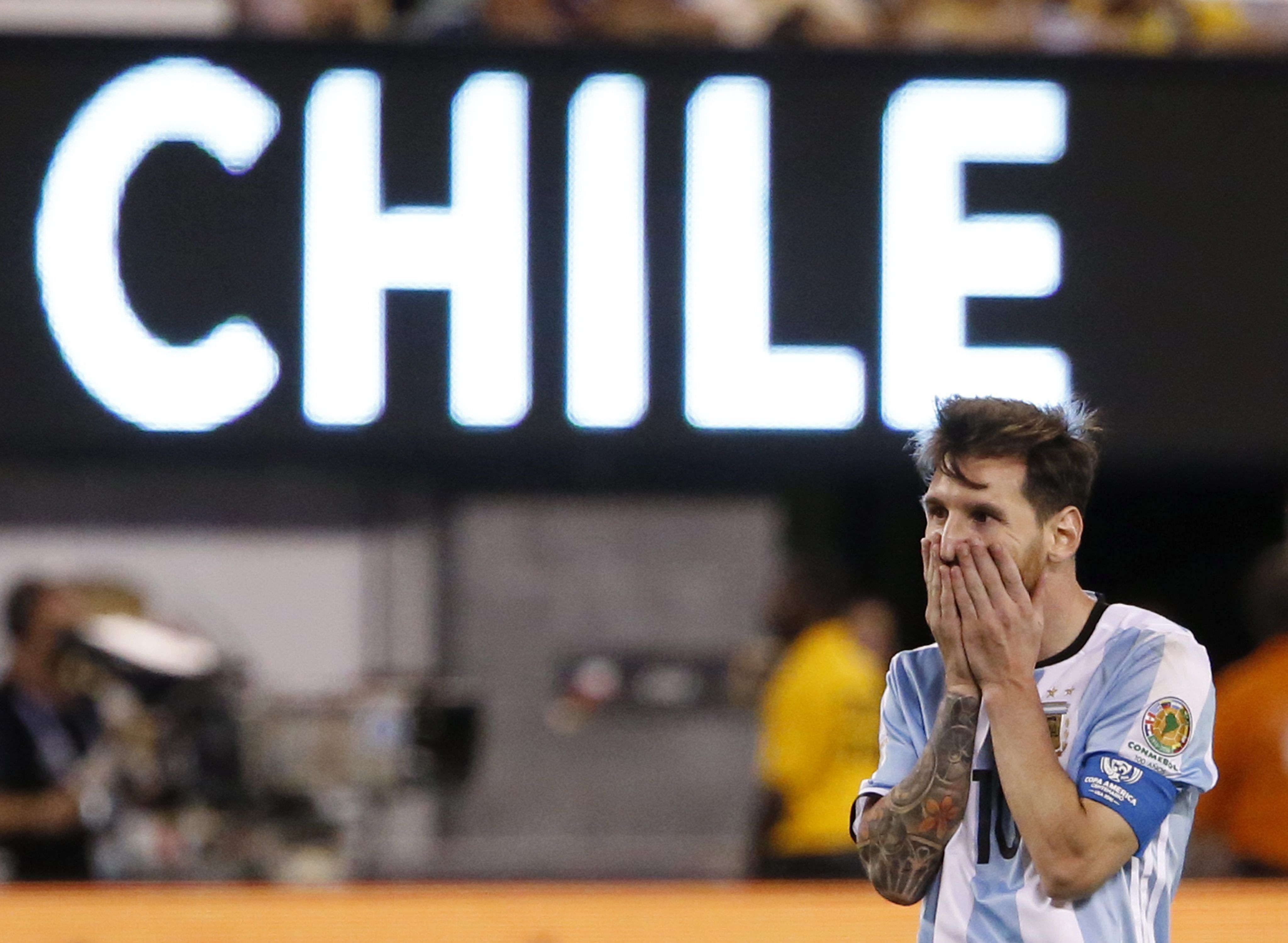 Argentina cau i Messi diu adéu a la selecció (0-0)