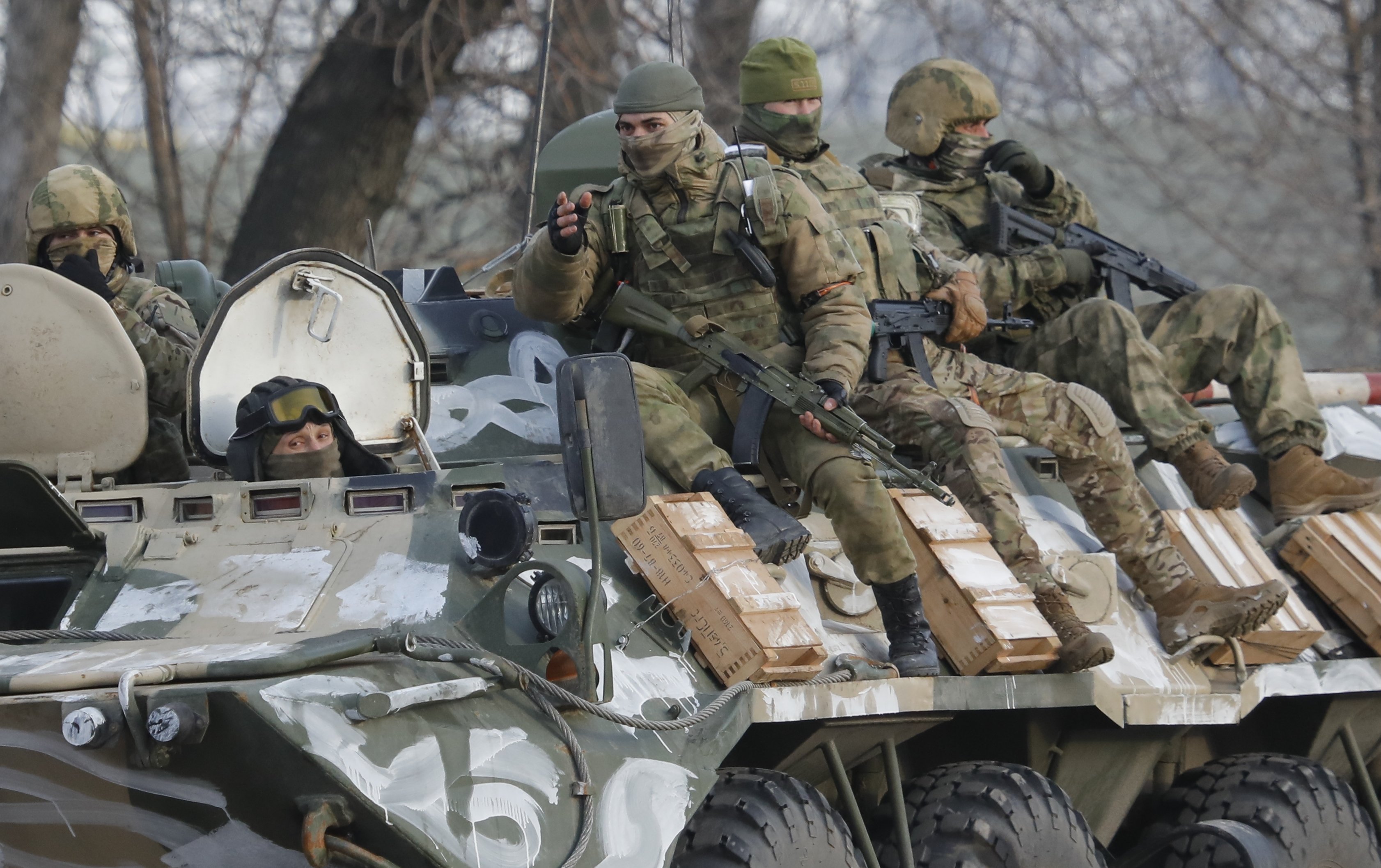 Vuit míssils russos impacten contra una base militar d'Ucraïna a prop de Polònia