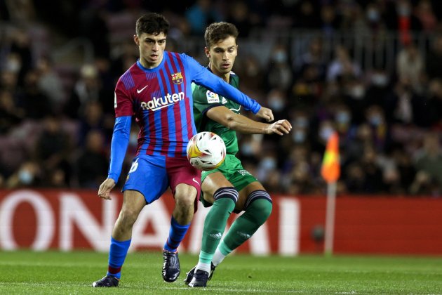 Pedri Lucas Torro Barca Osasuna EFE