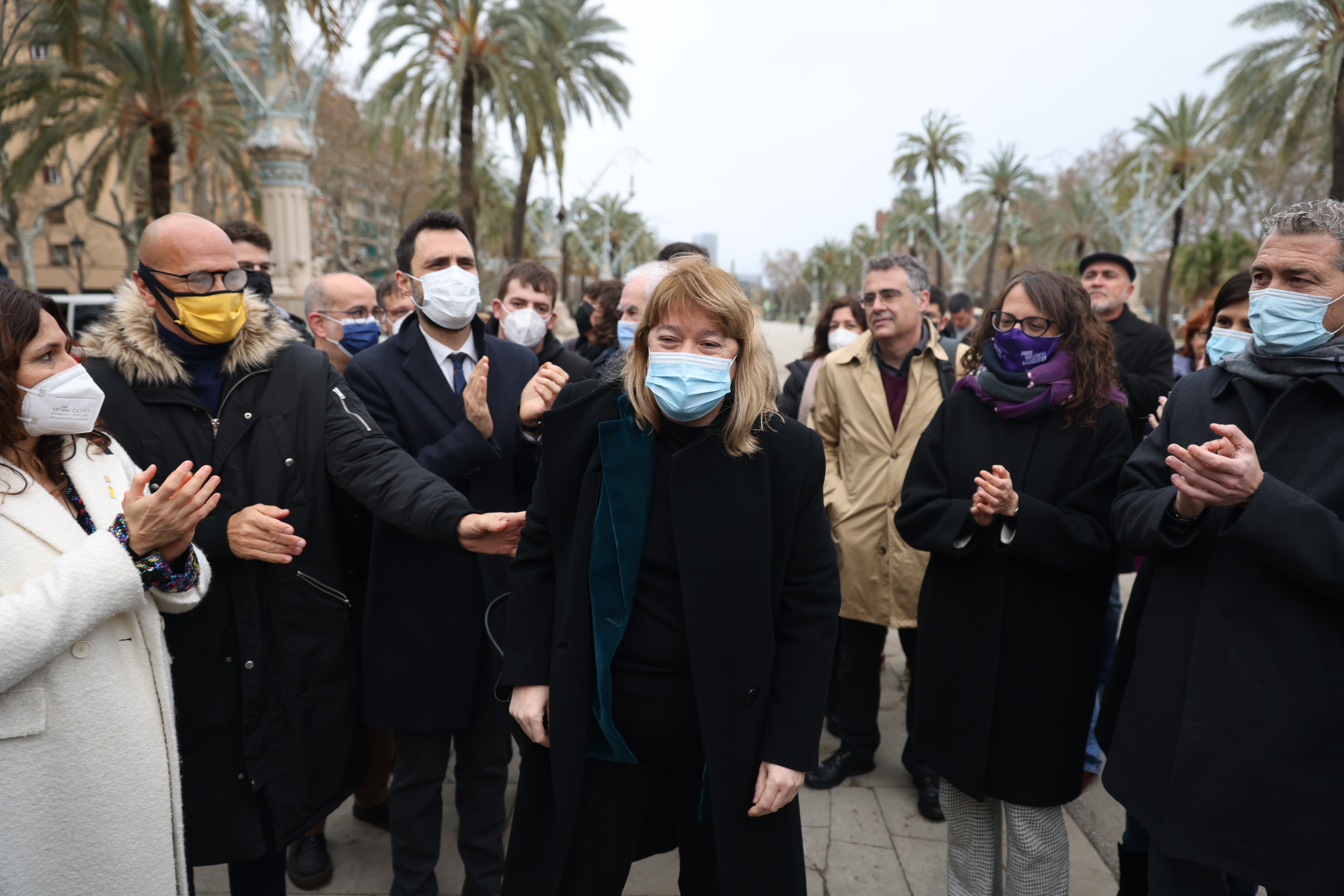 L'independentisme acompanya la consellera Garriga a les portes del TSJC